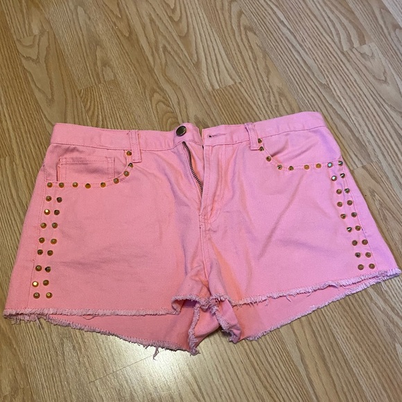 Forever21 Gold Studded Pink Shorts - Picture 1 of 8
